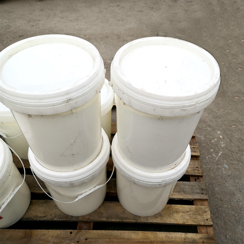 五氯化磷水中反應研究
